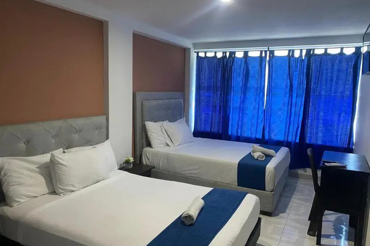 Room 3 of 12