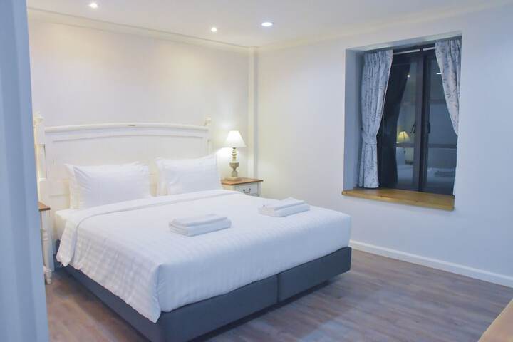 Room 8 of 58