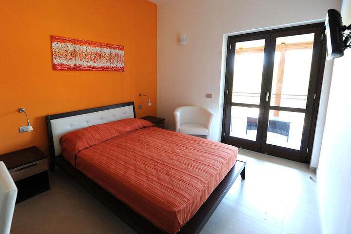 Room 9 of 29