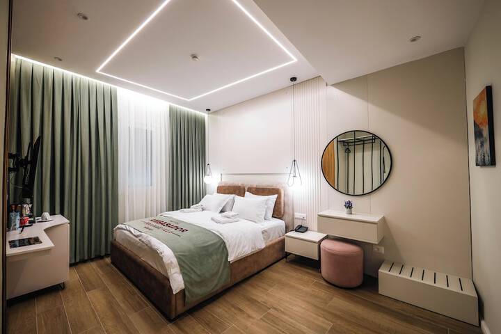Room 68 of 120