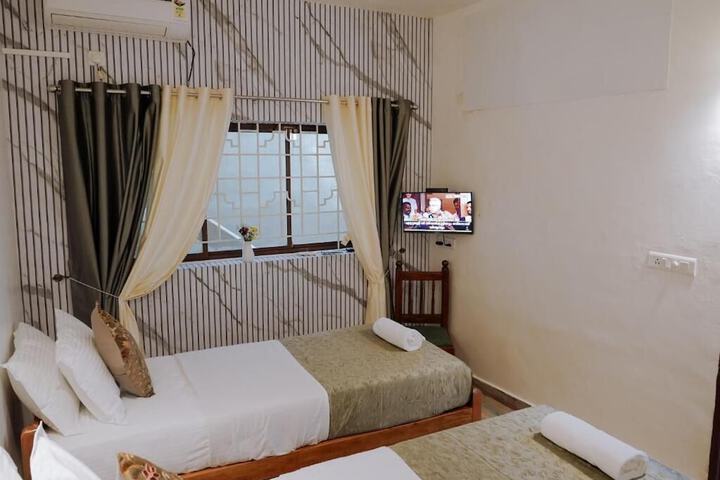 Room 16 of 84