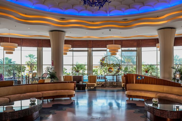 Hotel 2 of 124