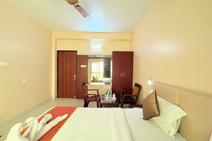Room 6 of 43