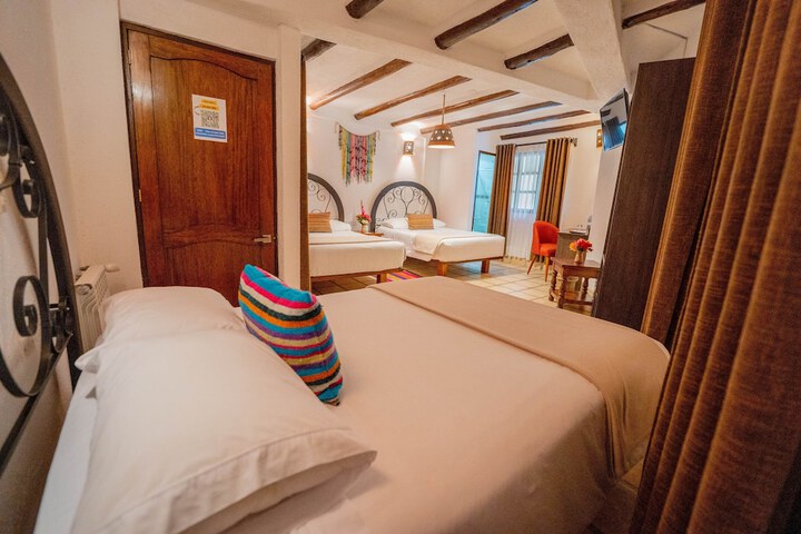 Room 20 of 65