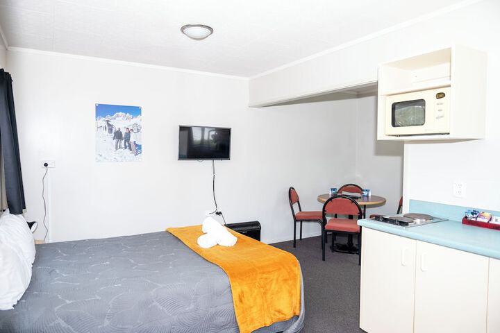 Room 17 of 110