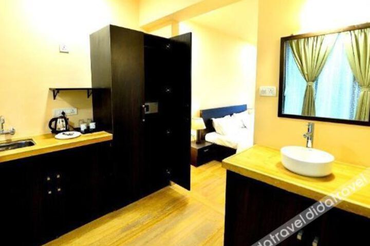 Armaans Hotel