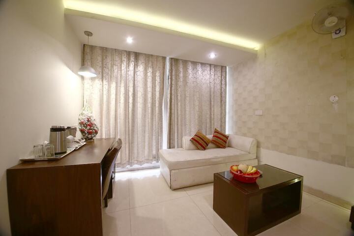 Room 17 of 42