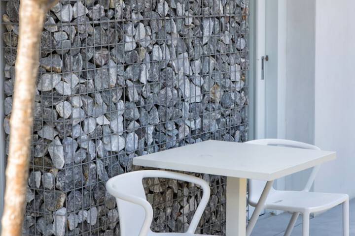 Terrace/Patio 101 of 283