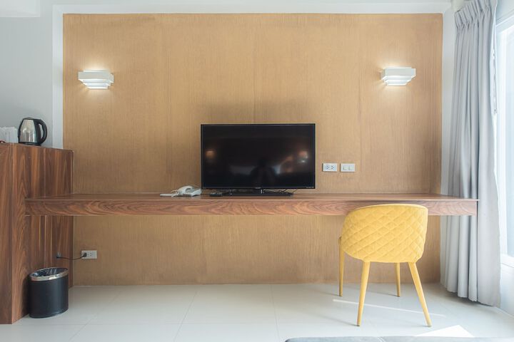 Room 38 of 146