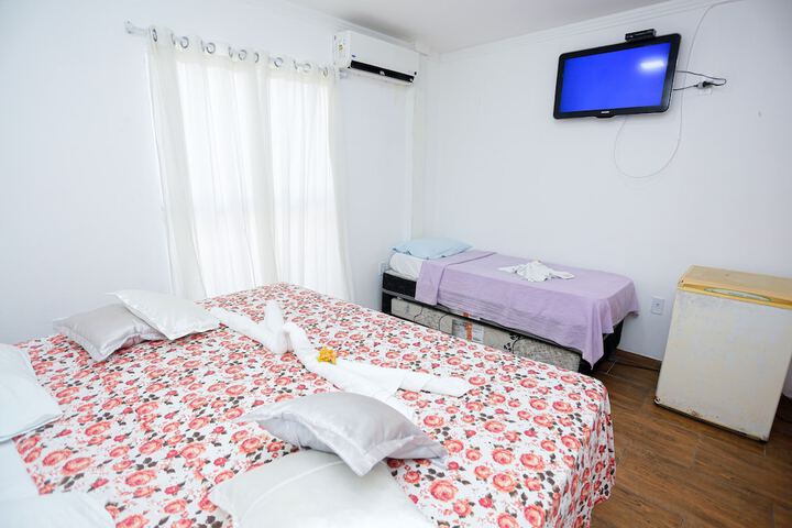 Room 8 of 41