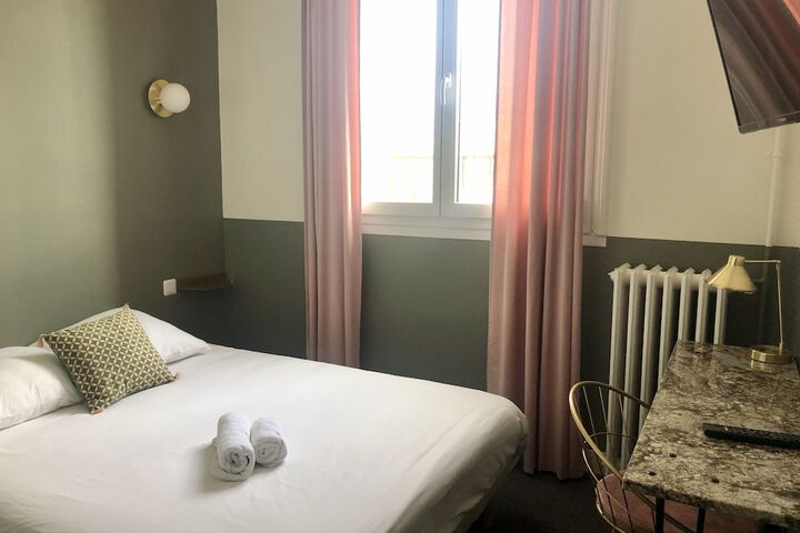 Room 7 of 60