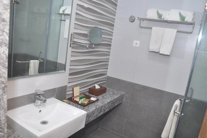 Room 15 of 27