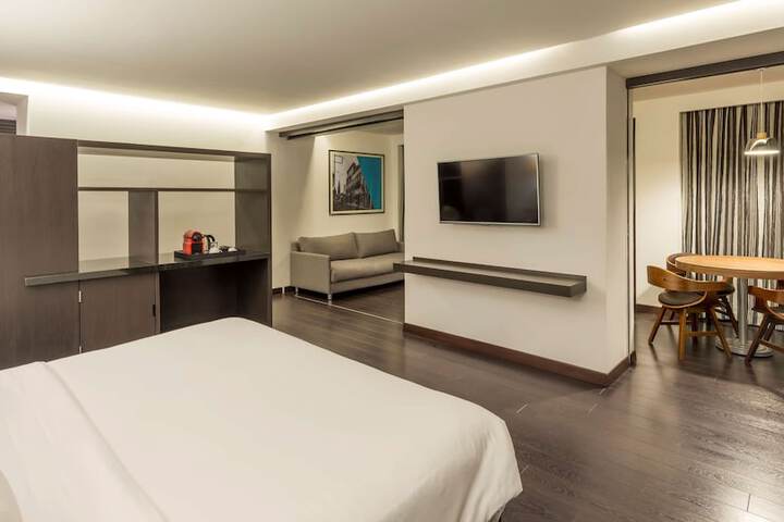 Room 61 of 115