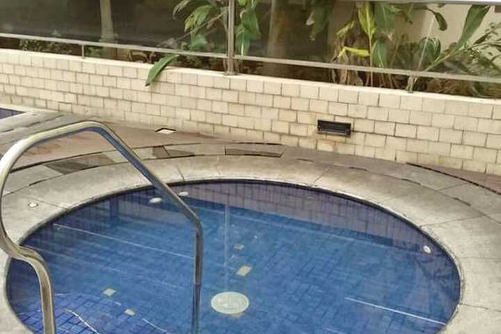 Pool 44 of 73