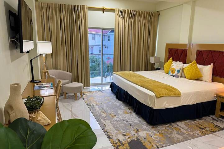 Room 11 of 49