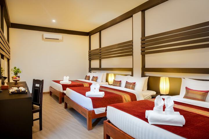 Room 9 of 75