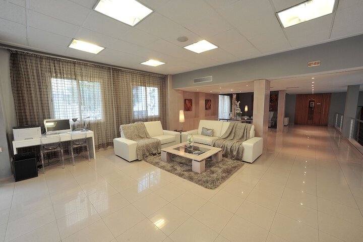 Hotel Interior 4 of 68
