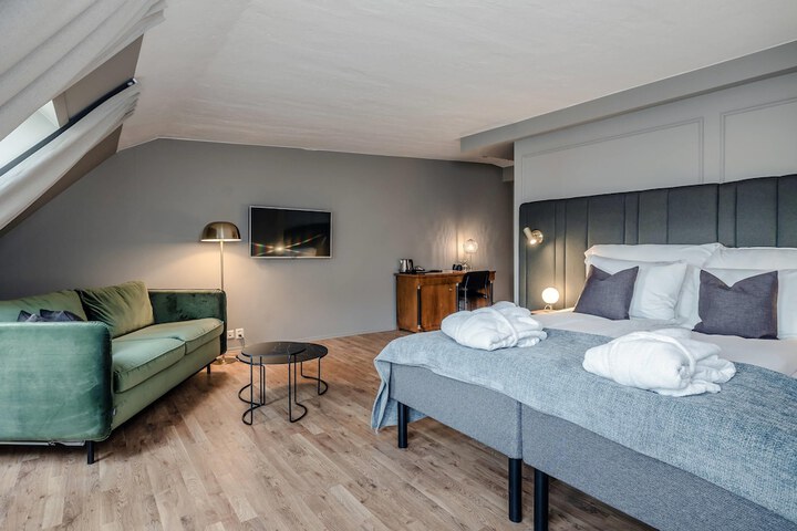 Room 30 of 115