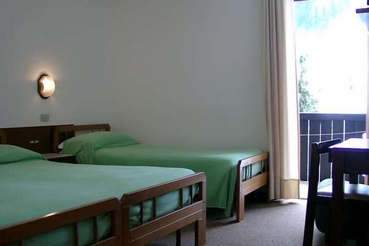Room 7 of 57
