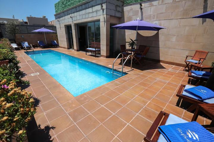 Pool 46 of 58