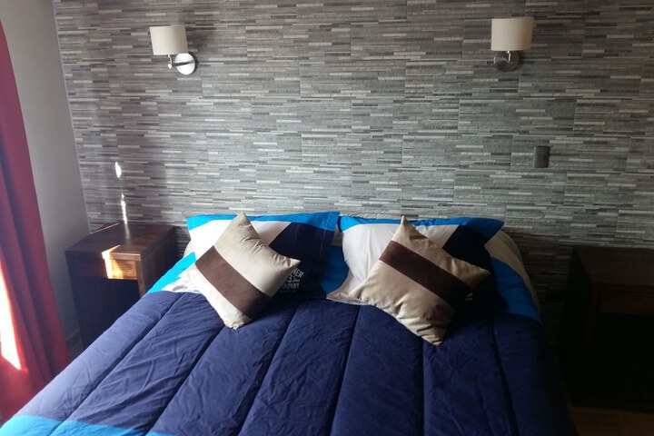 Room 9 of 40