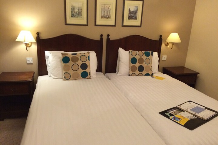 Room 20 of 60