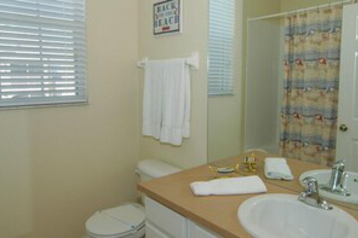 Room 2 of 24