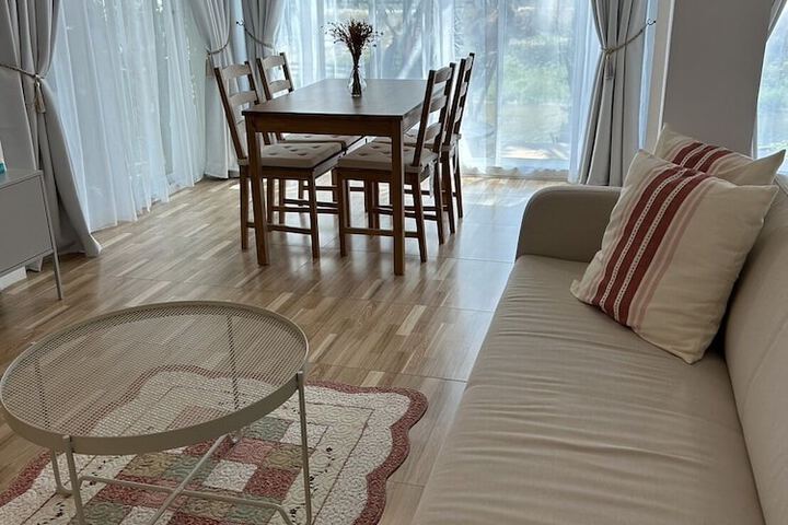 Room 11 of 35