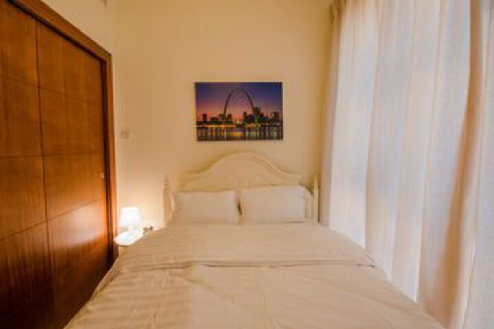 Room 9 of 38