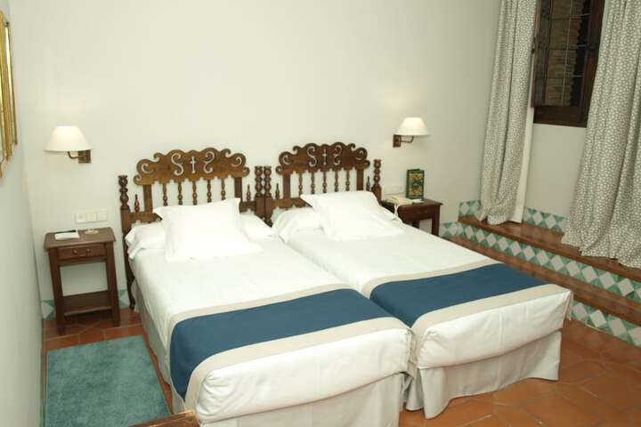 Room 3 of 47