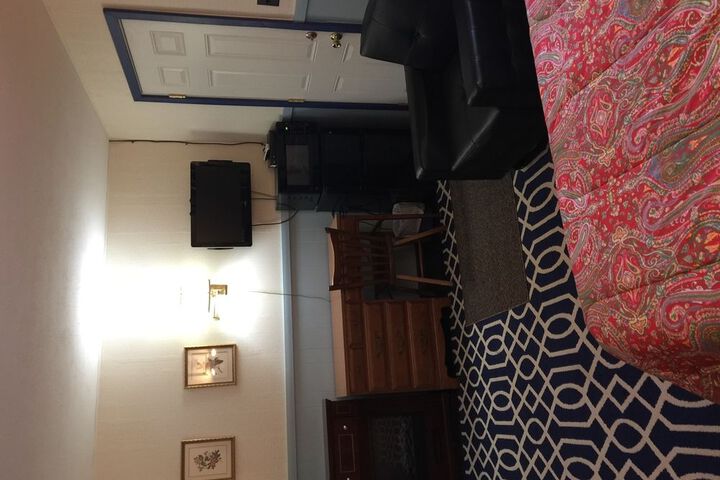 Room 25 of 48