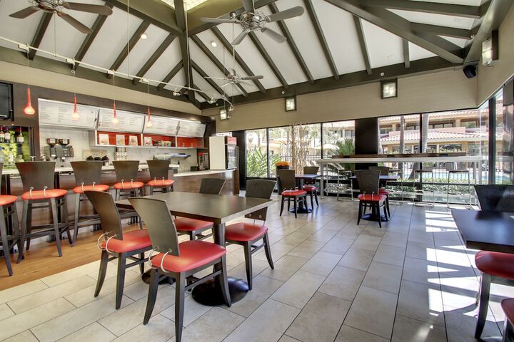 Breakfast area