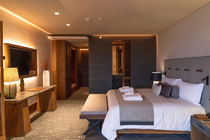 Room 26 of 140