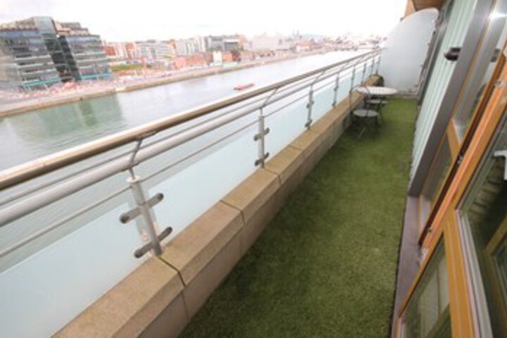 Terrace/Patio 4 of 32
