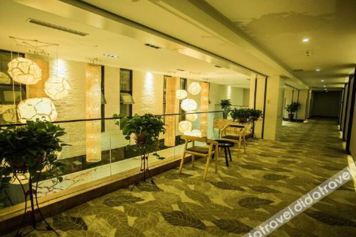 Hotel Interior 26 of 43