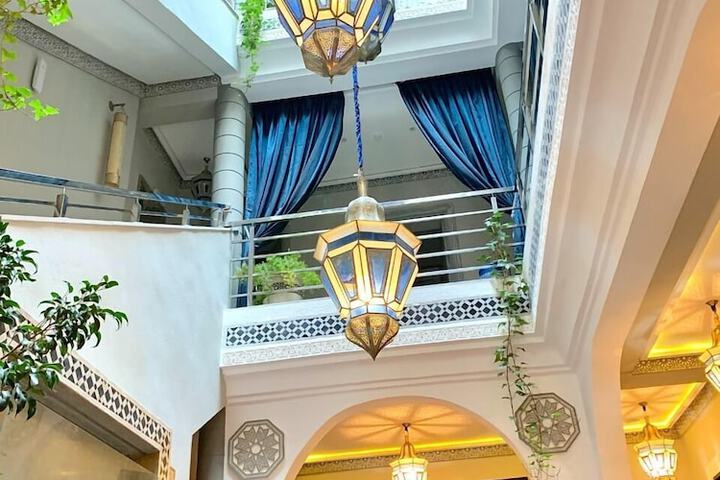 Hotel Interior 6 of 26