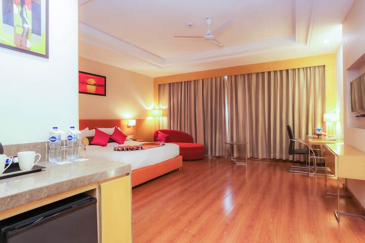Room 16 of 113