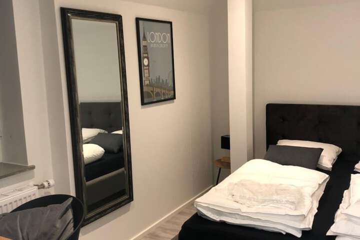 Room 22 of 69