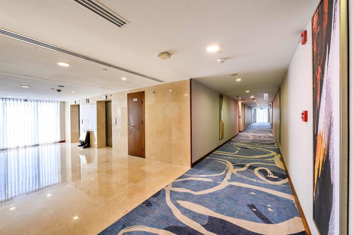 Hotel Interior 4 of 106