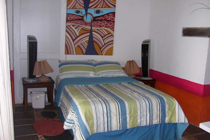 Room 5 of 89