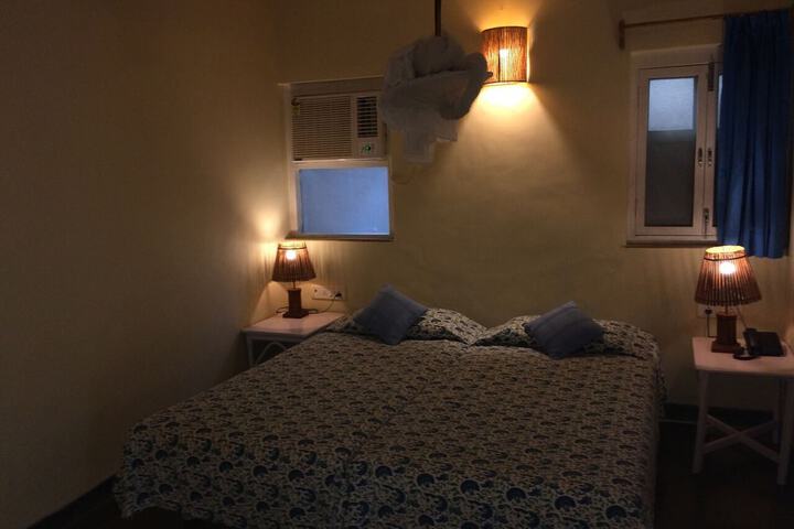 Room 80 of 233