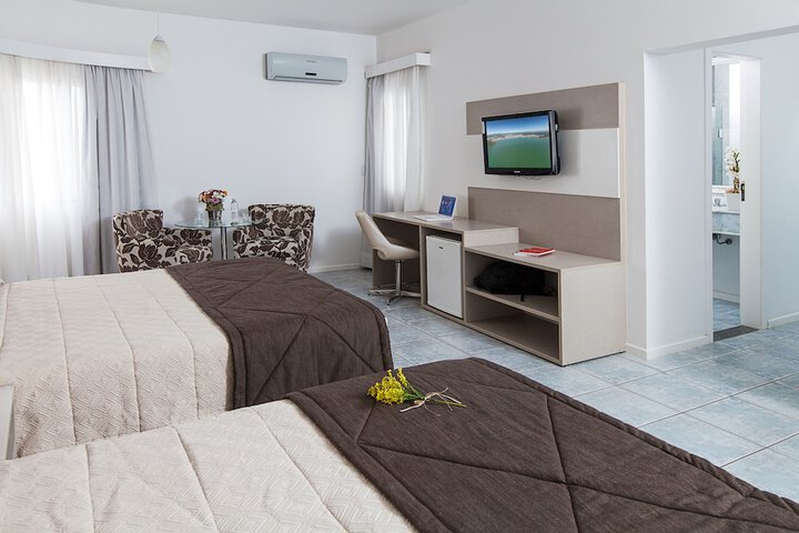 Room 7 of 34