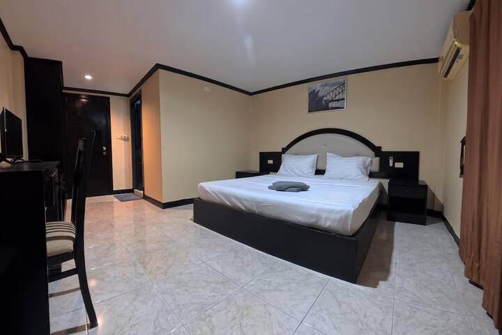 Room 5 of 29