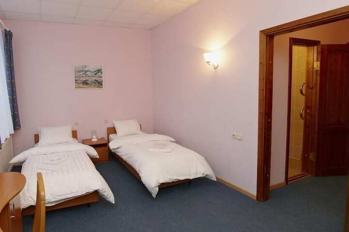 Room 20 of 86