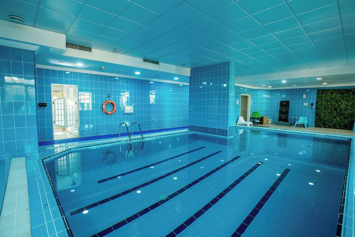 Pool 49 of 102