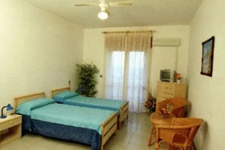 Room 3 of 12