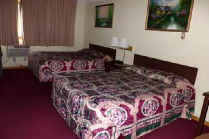 Hotel 35 of 65