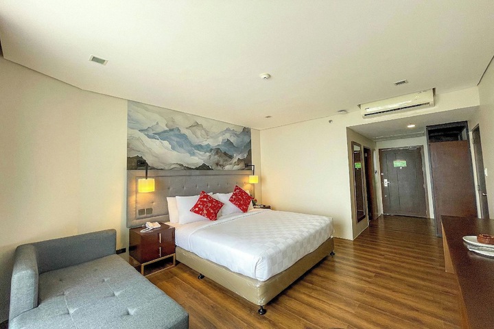 Room 35 of 130