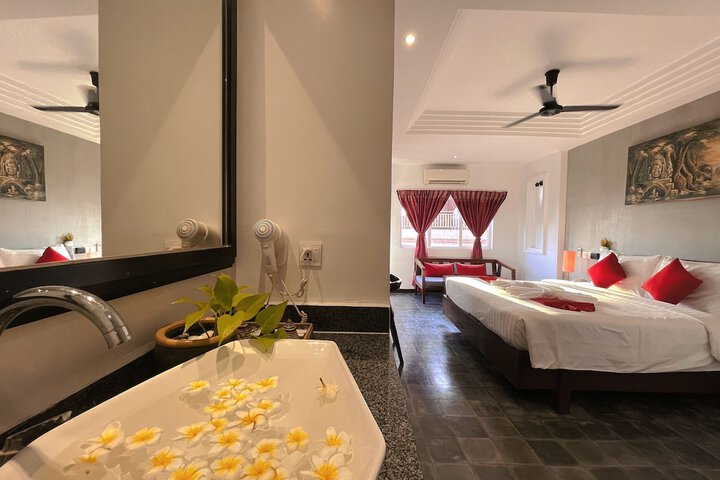 Room 5 of 56