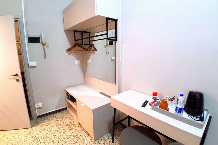Room 31 of 61